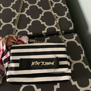 Betsey Johnson Crossbody/Shoulder Bag